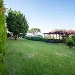 La Terraza 2*