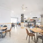 La Terraza Ξενοδοχείο 2*