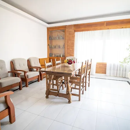 La Terraza 2* 산신소
