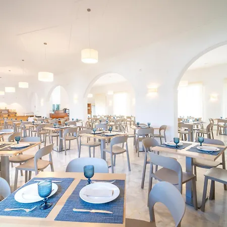 La Terraza Hotel