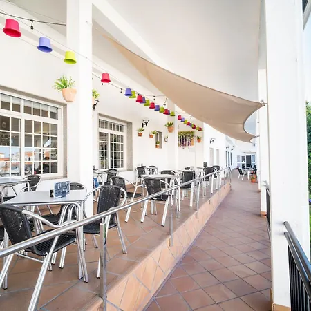 Готель La Terraza Саншеншо