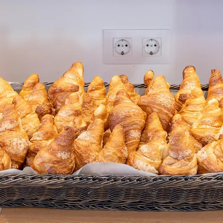 La Terraza Готель Саншеншо