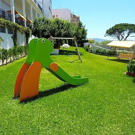 La Terraza Hotel 2*