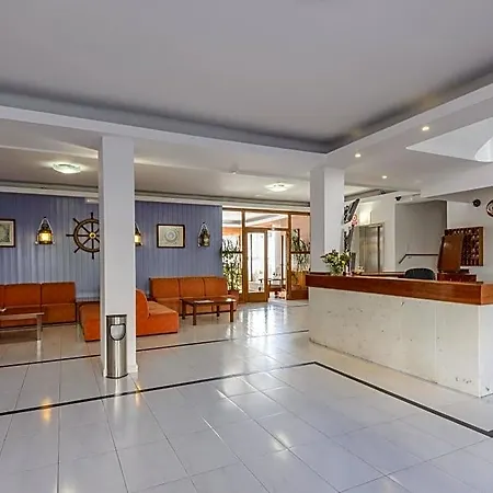 Otel La Terraza 2*