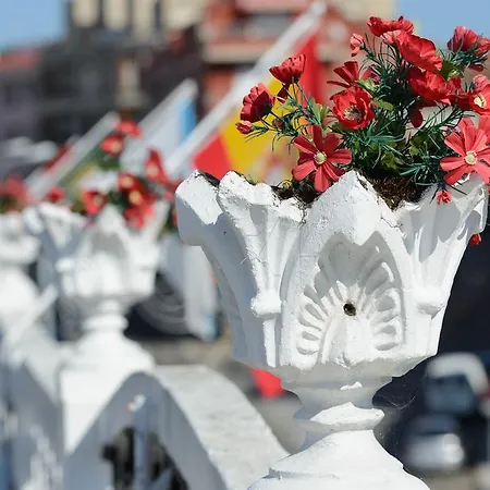 La Terraza Отель